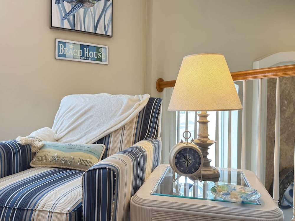 Near Disney Villa 3 bd Private Pool