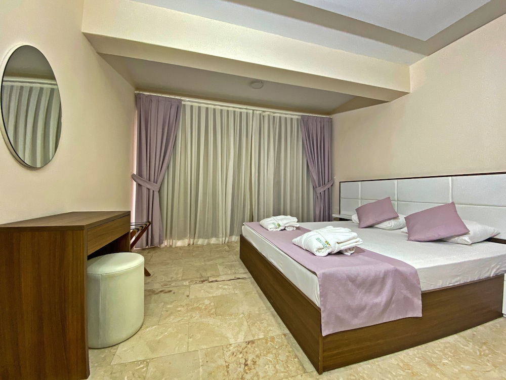 Fethiye Nokta Kirme Apart view 3