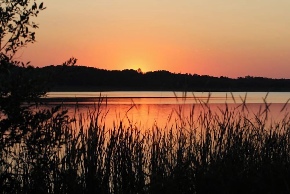 Sunset Cove Resort