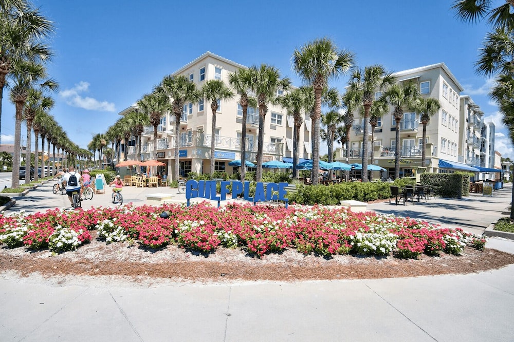Sunset Pointe 30A by Avantstay Gulf Views, Carriage, Pool