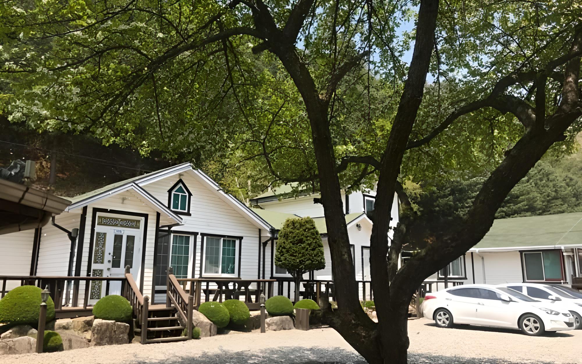 Geumdanggyegok Blue Mountain Pension