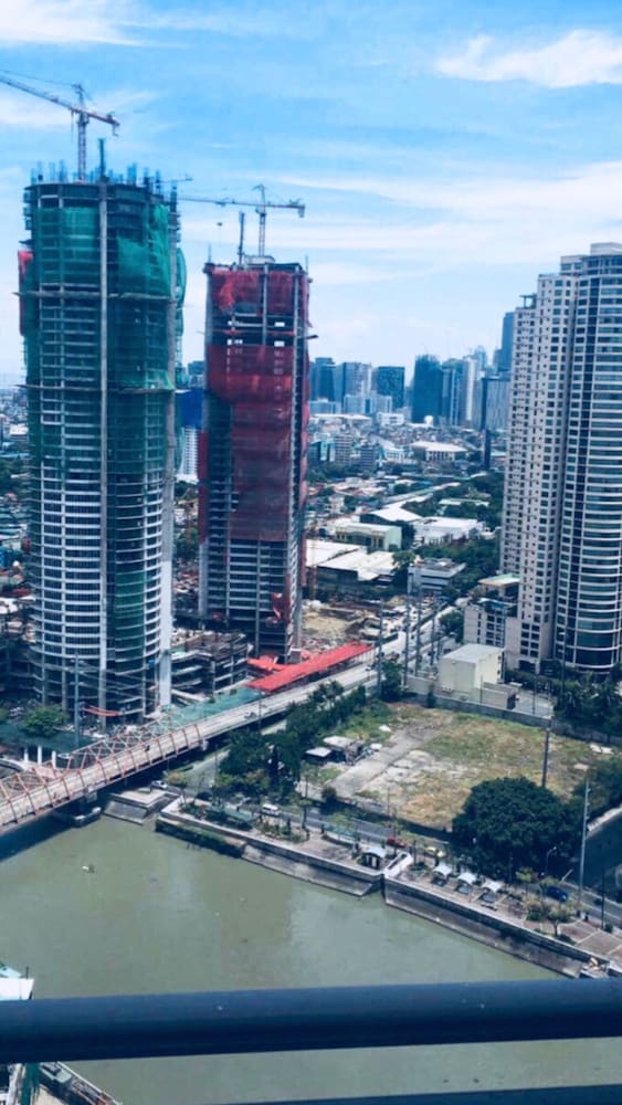 2 Bedroom Suite by Nezpril at Acqua Residence Manila
