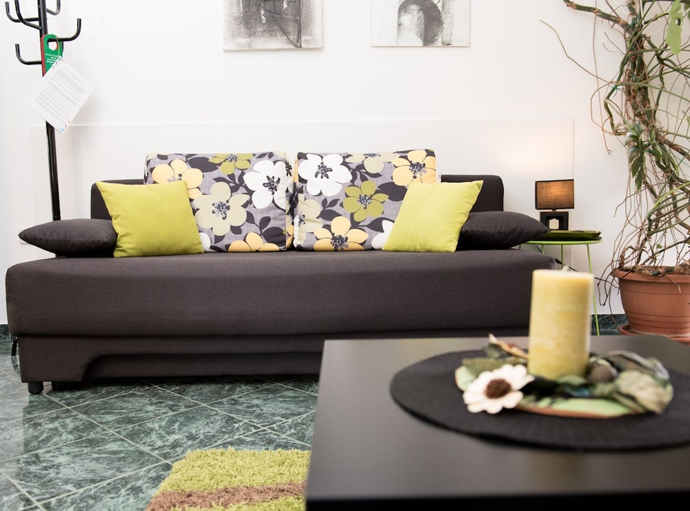 Stylish Lovran Sea View Apartments