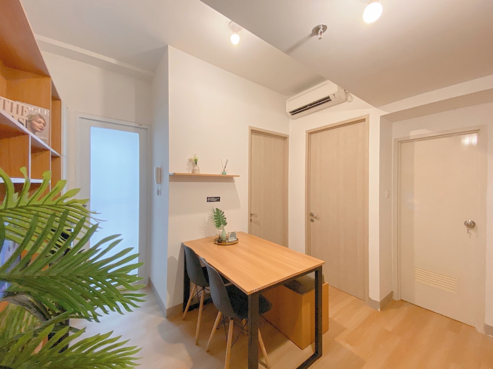 Comfy 2Br Apartment At Tokyo Riverside