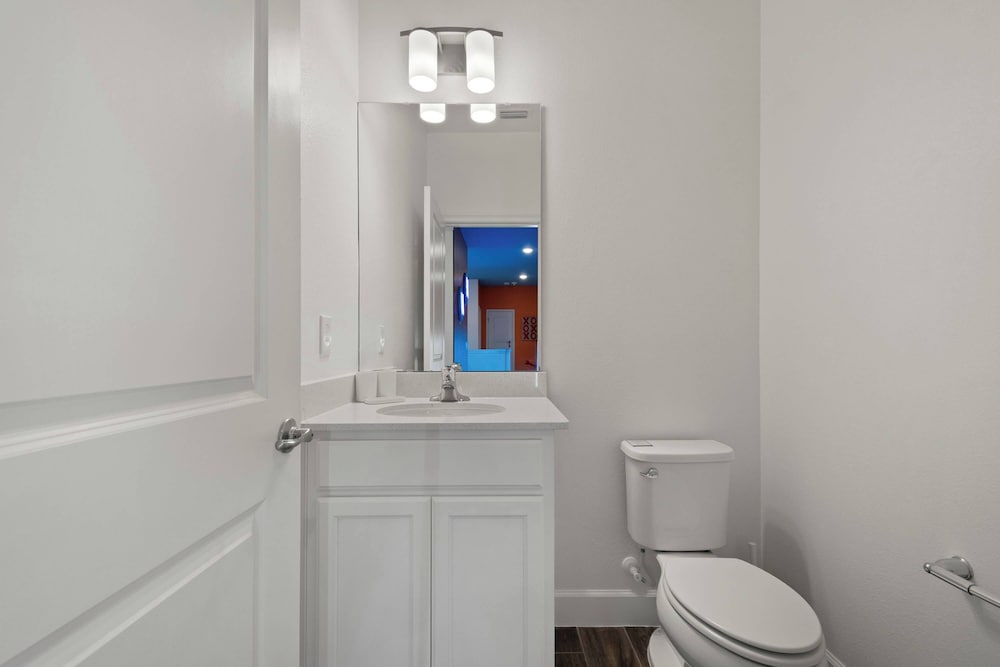 Magical 15-bedroom Villa Game Room, Theater & More!