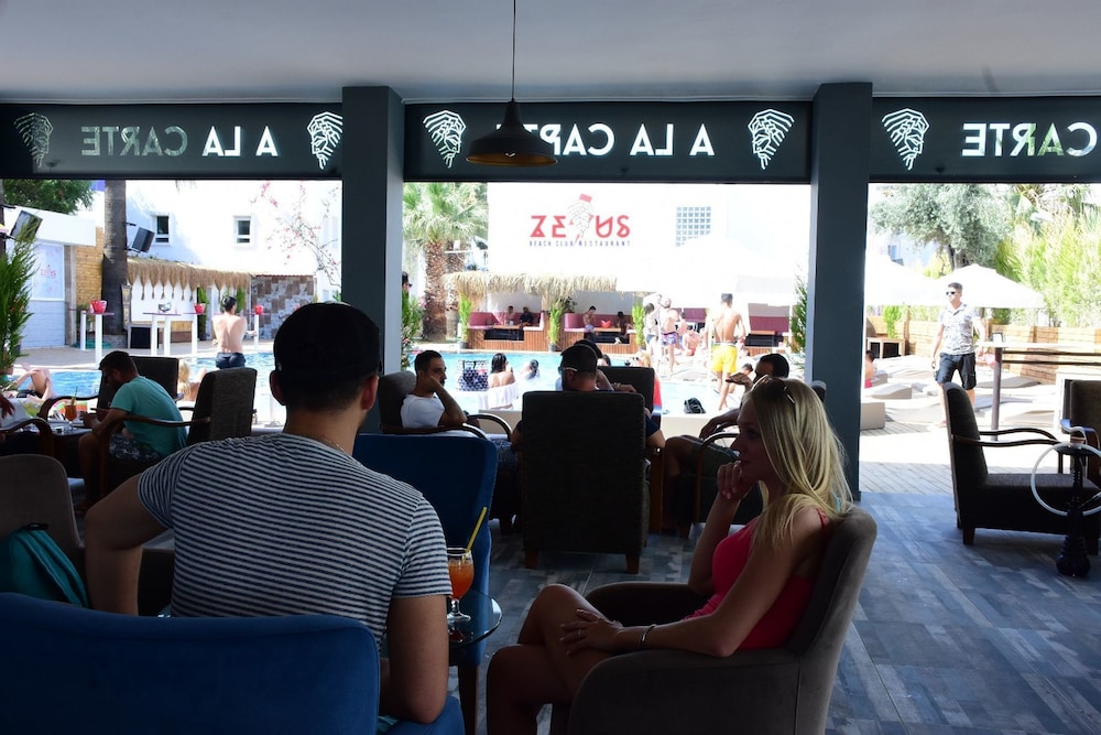 Sun Beach Resort Otel - Image 19