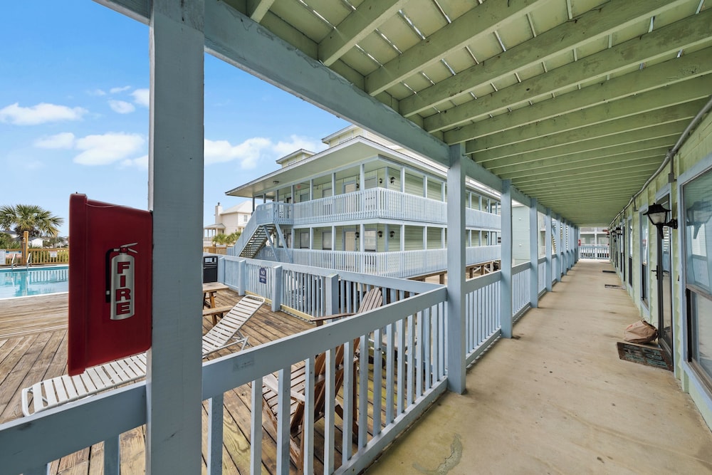 The Cove Condos