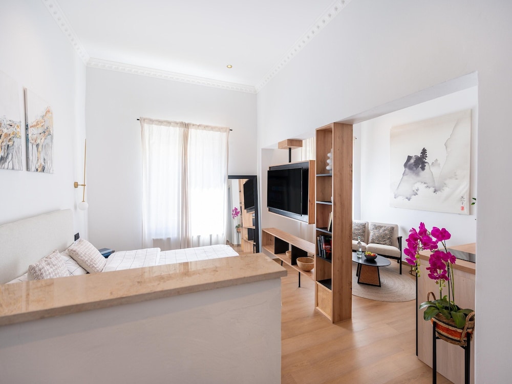 Modern Residences - Deluxe Studio on the Moselle