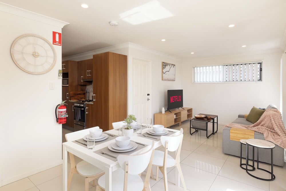 Smart Suites Self Check-in Apartments - 16 Darnley