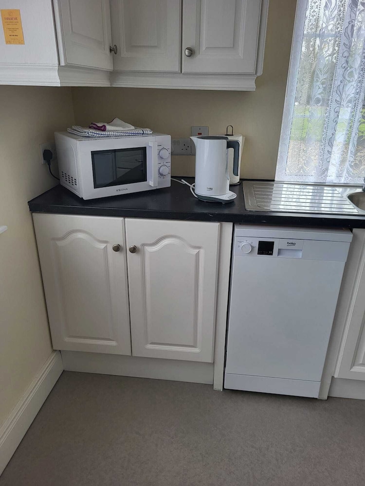 Ennis Vacations - Charming 1-bed Apartment in Barefield - Property Image 15