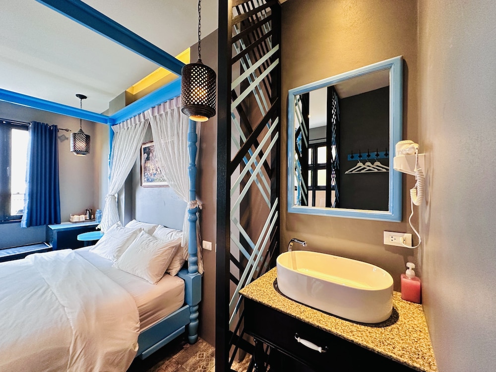 The Luna Hostel