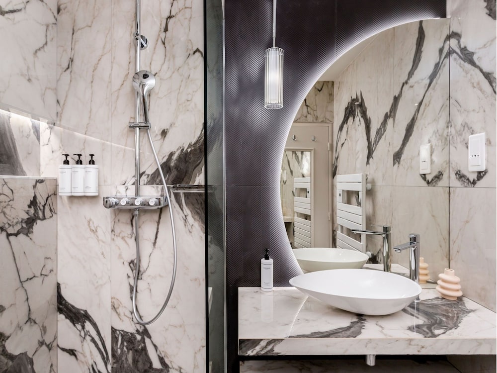 Merveil Luxury Suites - Grenelle I-II