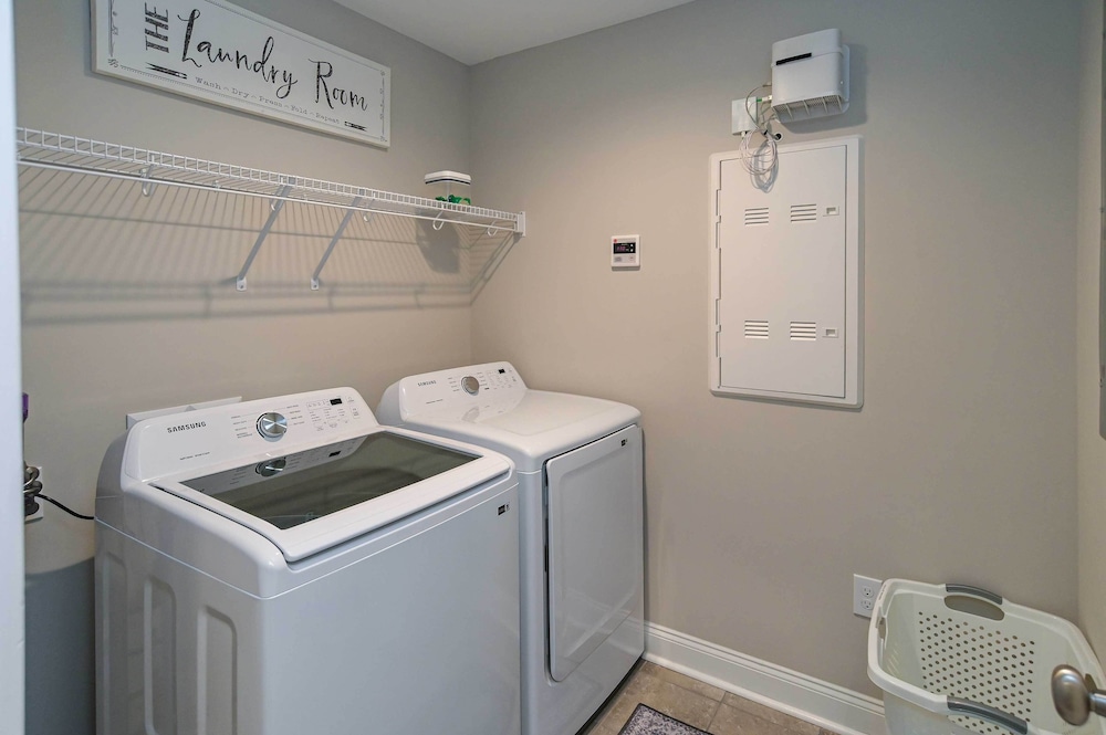 Quiet Family Home 15 Mi to Dtwn Huntsville! - Property Image 12