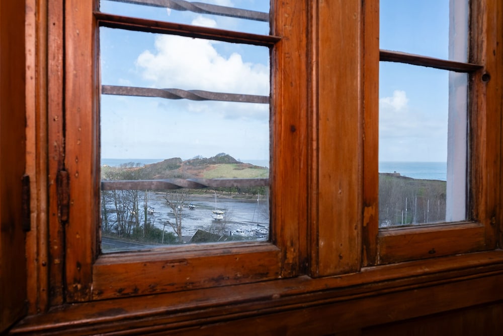 Watermouth Castle, West Tower Apartment