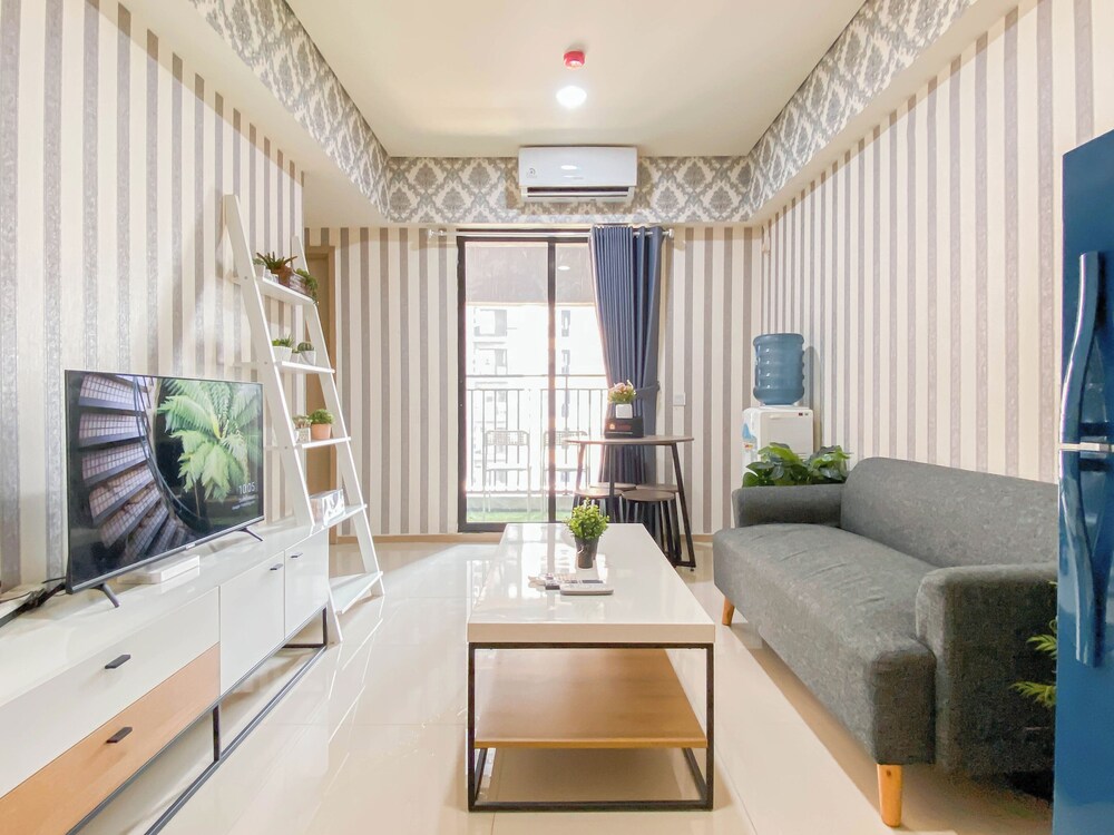 Monochrome 2Br Near Dian Harapan School At Apartment Meikarta