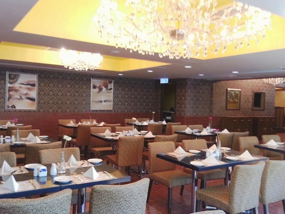 Ramada Grand Tsim Sha Tsui (Former Ramada Hong Kong Grand Tsim Sha Tsui)