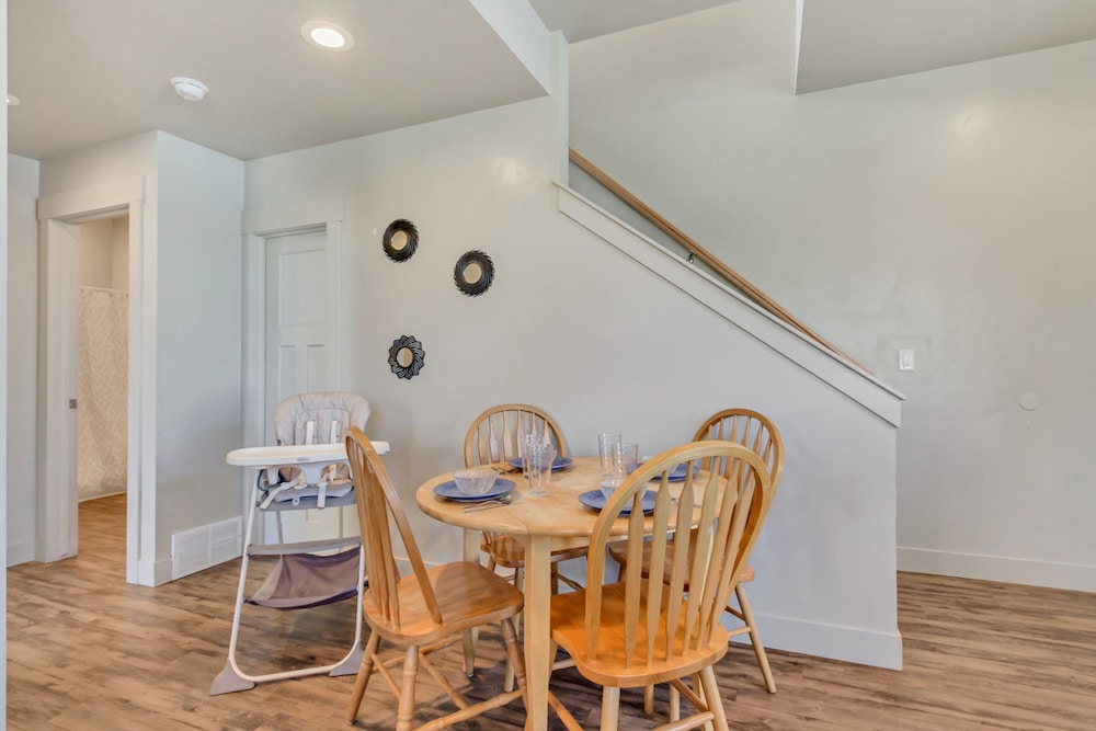 3 Bed 2 Bath King Beds With Smoker Grill