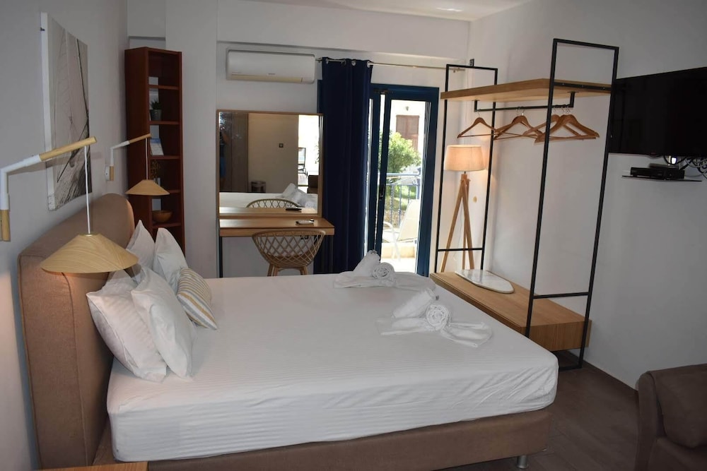 Desert Breeze Lodge