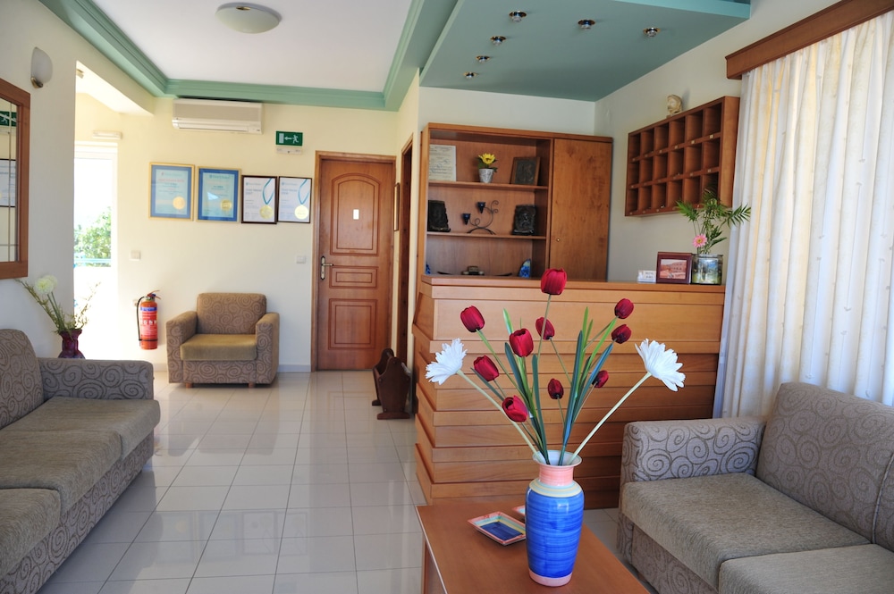 Dias Hotel photo 1