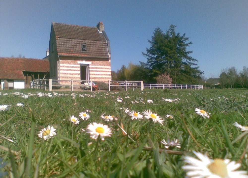 Hotel Les Aires en Scènes au bord de l'eau