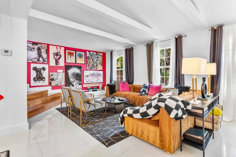 Chic Retreat Heated Pool Floats Close to Beach