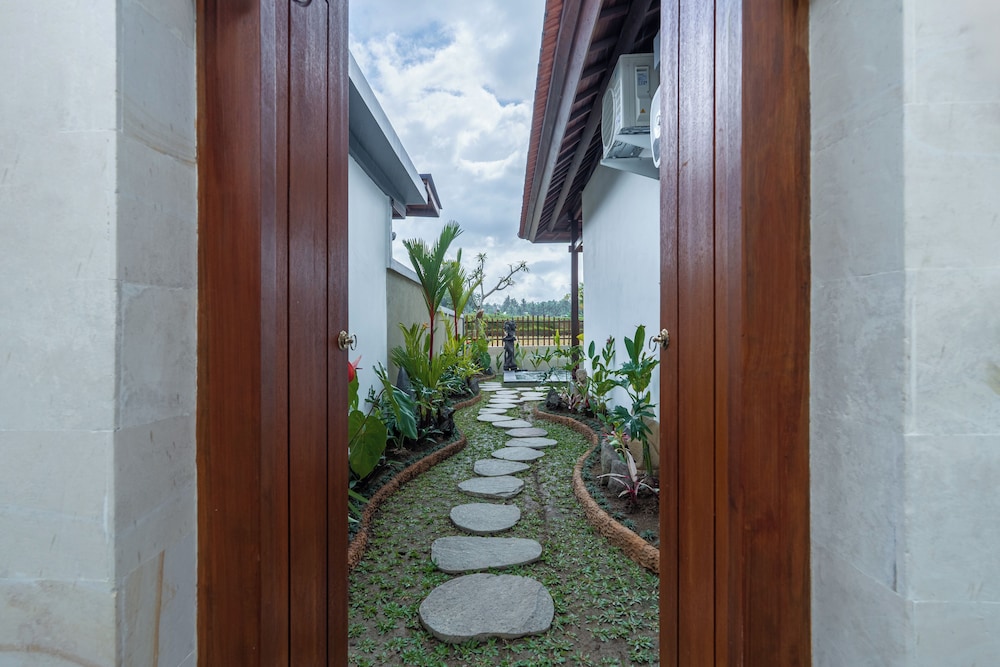 Mahayani Ubud Villa