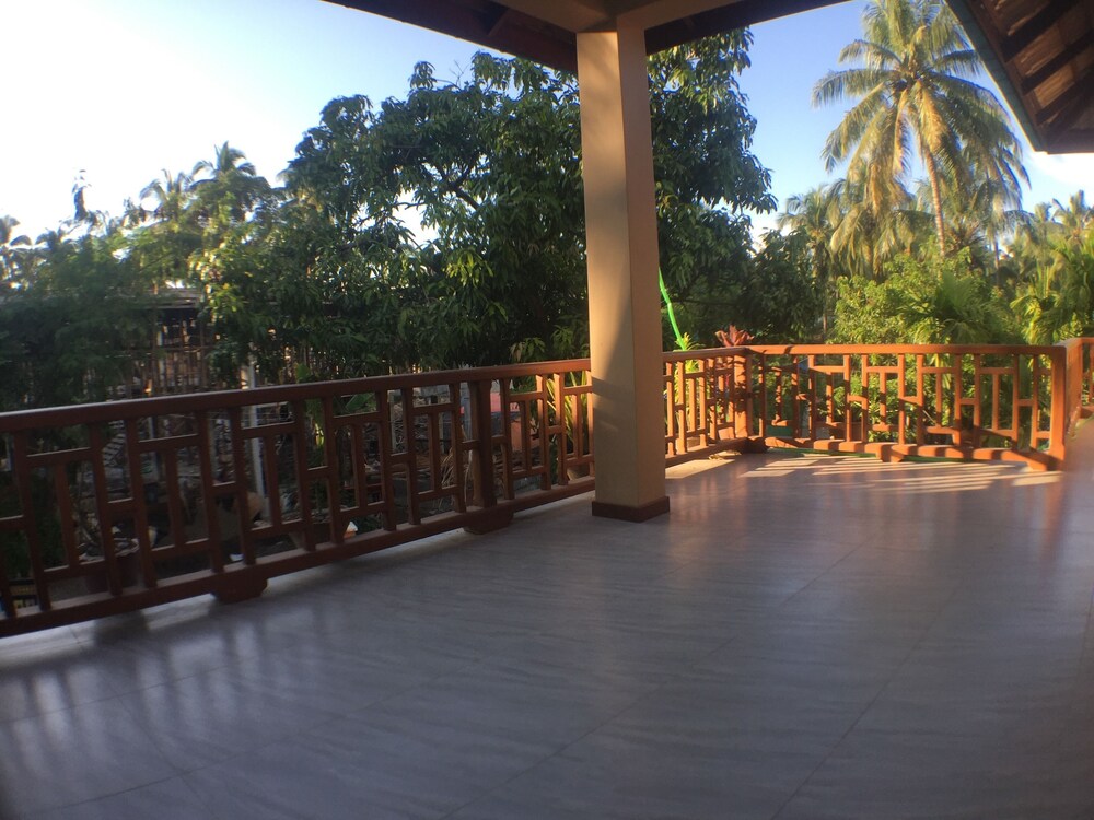 WEStay @ Chillax House - Ngapali - Hostel