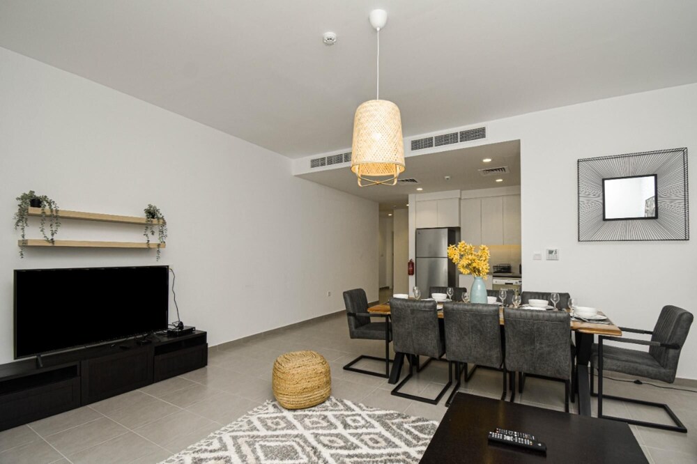 Elegant 3 BR Dubai South