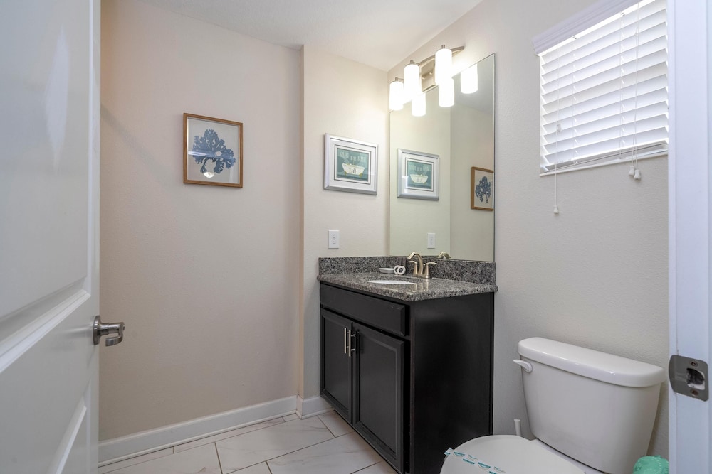 3085 TS - Opulent 5 BR Townhome Private Pool