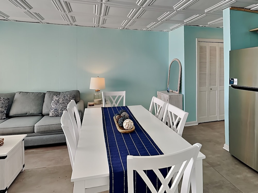 Continental Condominiums II by Resort Collection