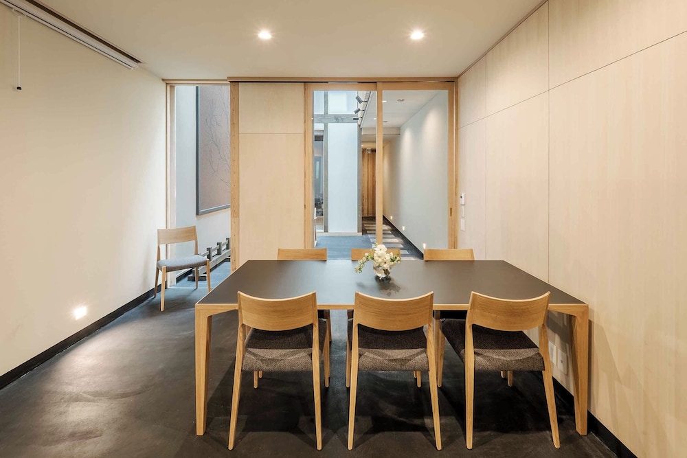 Hanasatomachi Machiya House