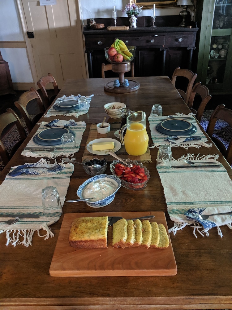 The Anderson Cottage Bed & Breakfast