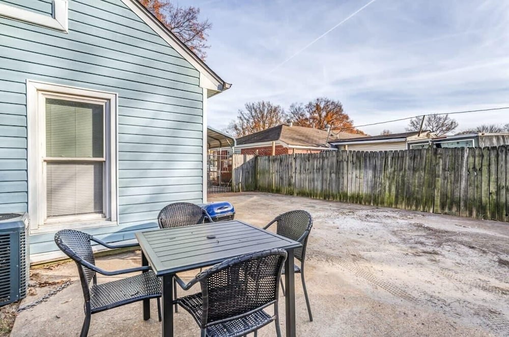 Parnassus Cottage