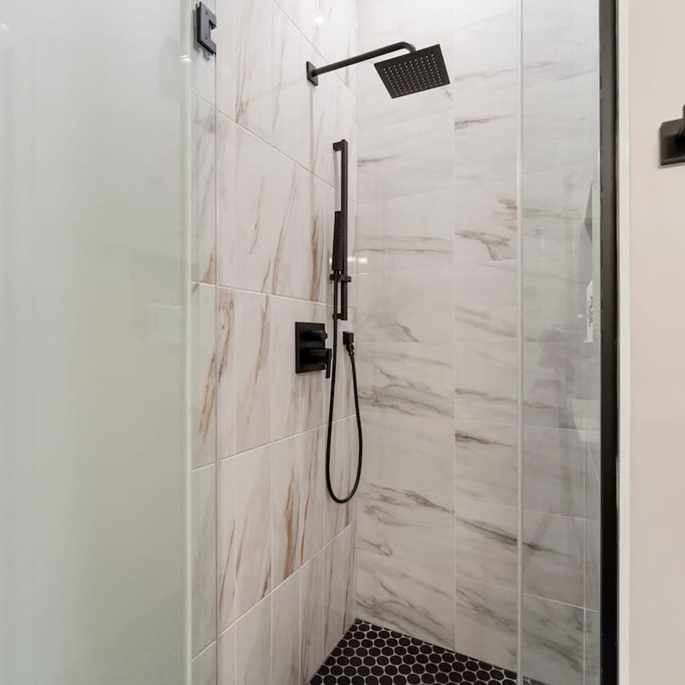 Chic River North Condo 2BR 2BA With Private Balcony