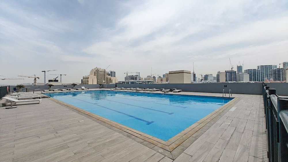 An Extraordinary Studio in Jumeirah Village Circle