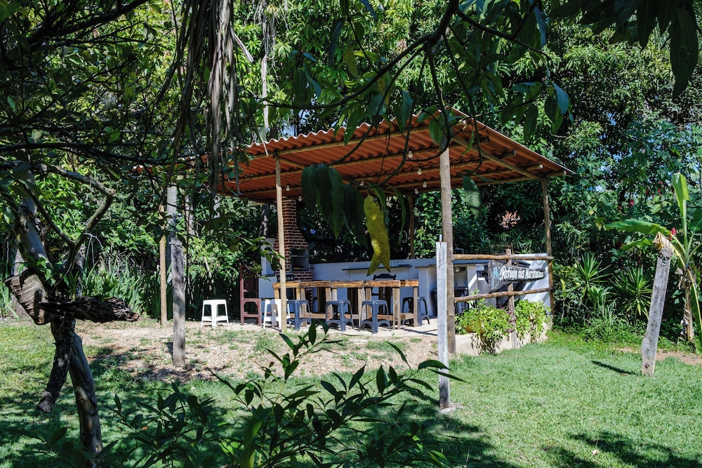 Acalanto Inn