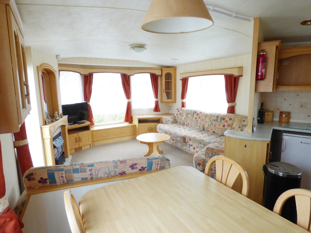 Caravan Hire at Sunnydale Holiday Park