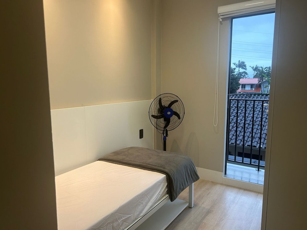 GEMINADO CASA 2 ALTO PADRÃO 3 QUARTOS