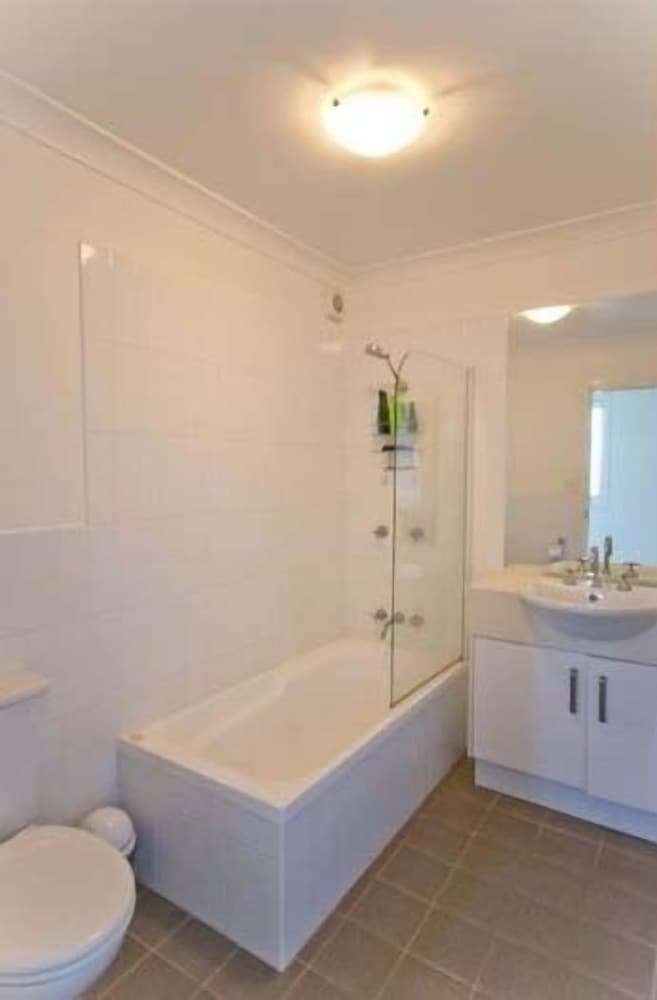 Seaspray Apartments