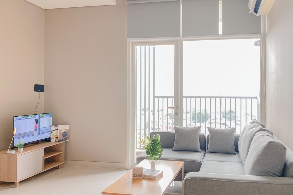 Good Deal and New Furnished 2BR Ciputra International Apartment