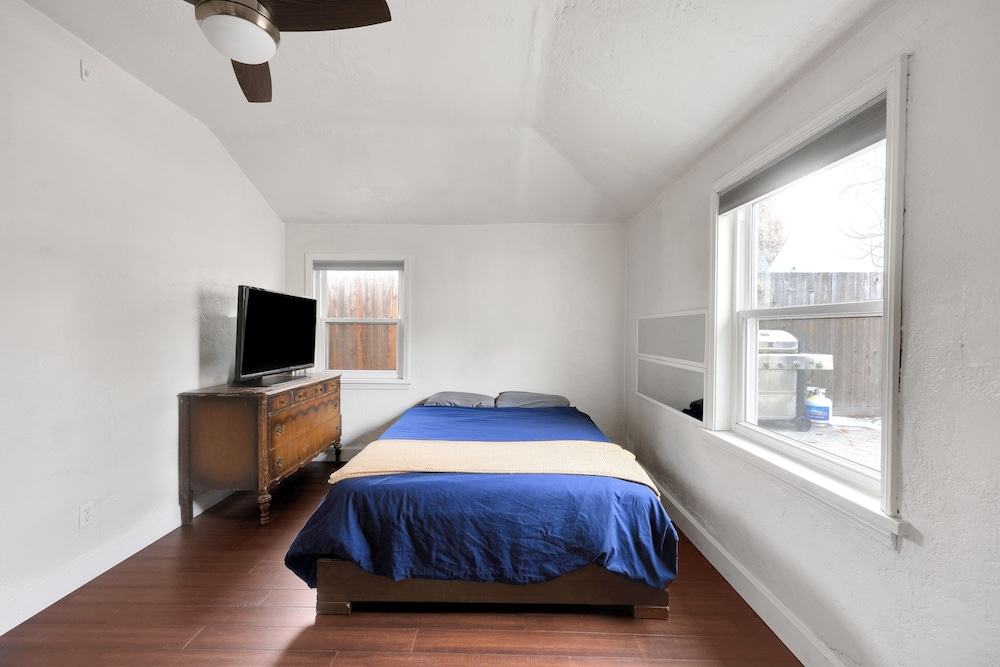 Charming Retreat In The Heart Of Reno 3 Bedroom Home