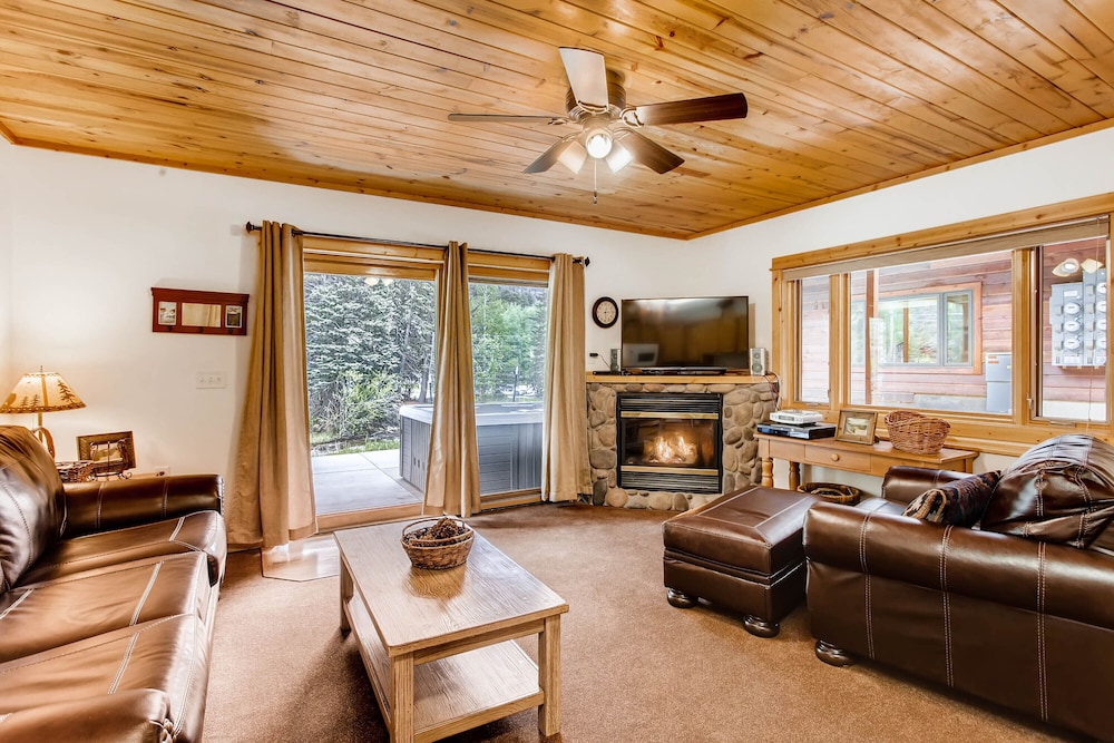 Estes Park Condos - Property Image 137
