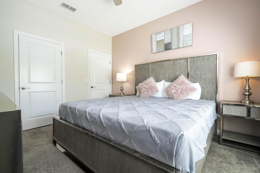 Magic Luxury Stunning 4BR Resort Home With Private Pool BBQ Minutes From Disney 4807ml, Photo 51