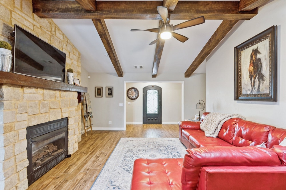 Peaceful Horse Ranch Escape Near Palo Duro Canyon 3 Bedroom Home