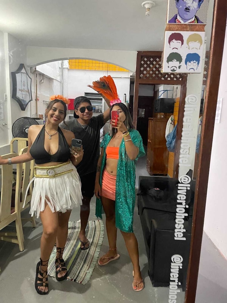 LIVE RIO HOSTEL