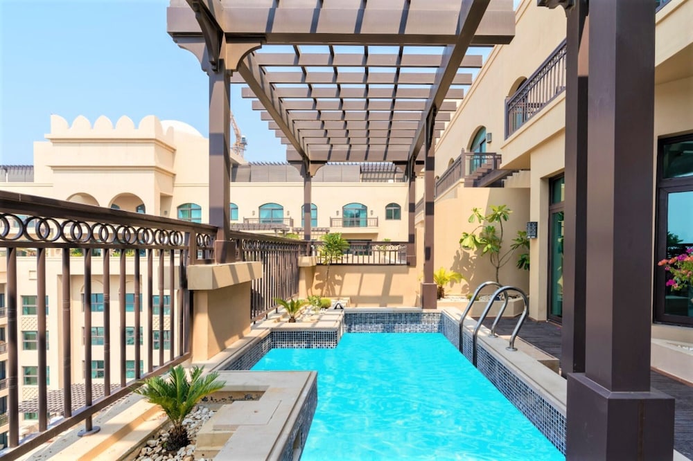 Seaview Penthouse with Private Gym & Outdoor Pool