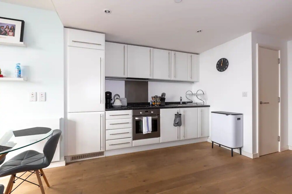 Bright New 1 Bedroom Flat in Elephant and Castle