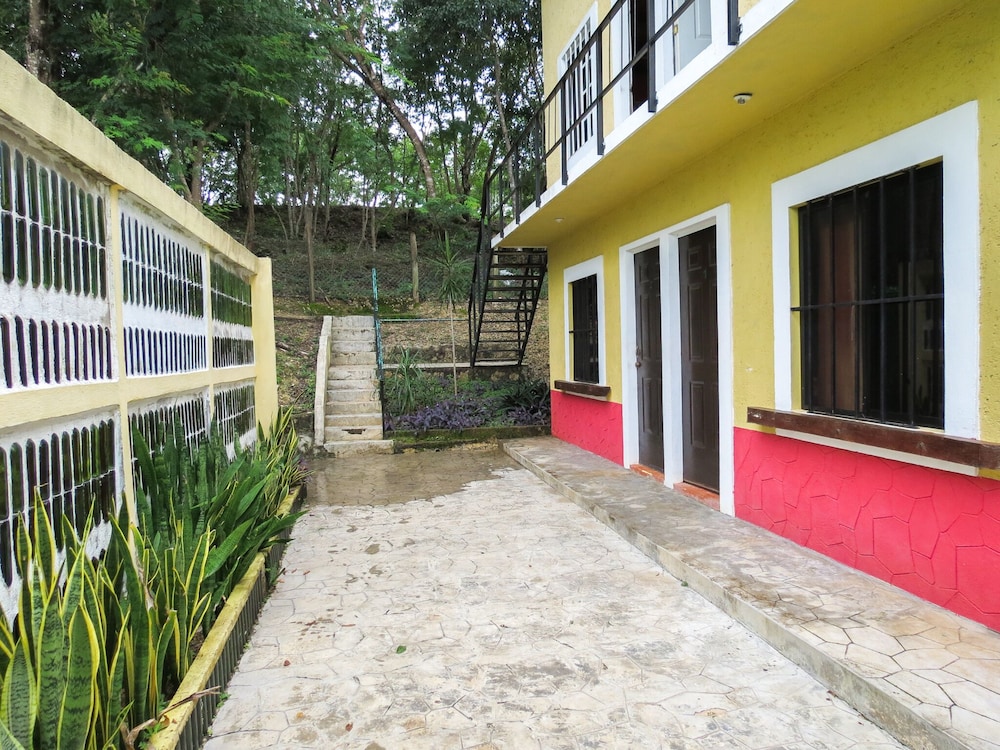 Hotel y cabañas Xanfari