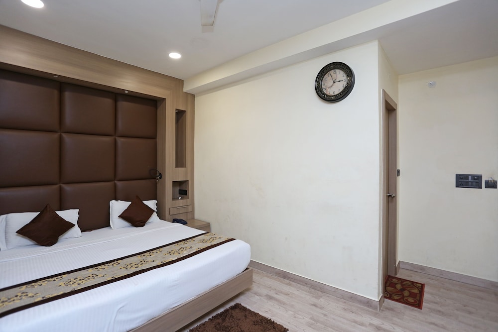 OYO 5663 GS Inn
