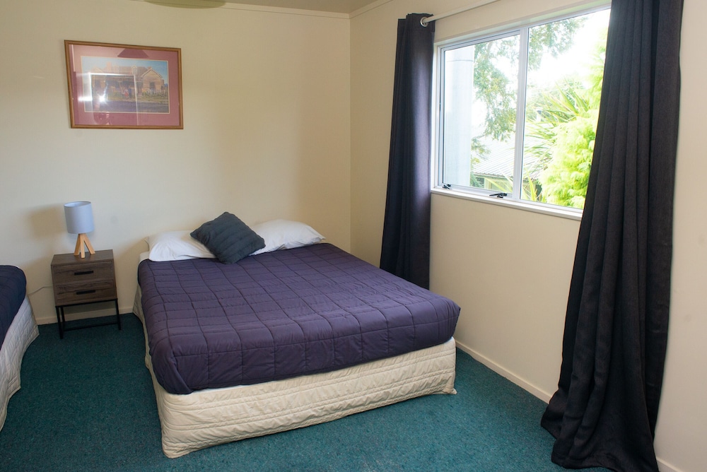 Howard's Lodge - Hostel view 2